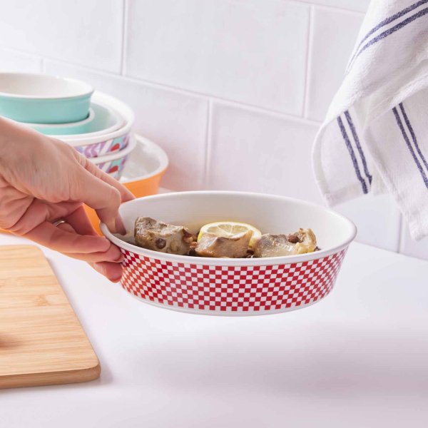 Karaca Lyra Fuşya Oval Fırın Kabı 18 cm