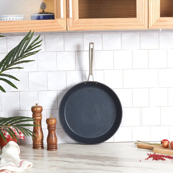 Karaca Bio Diamond Pro İndüksiyon Tabanlı Tava 30 cm 2,5 Lt