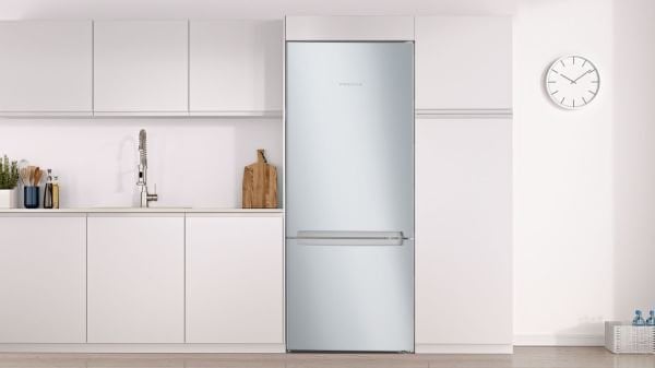 Profilo BD3055IFVN Kolay temizlenebilir Inox Donduruculu Buzdolabı