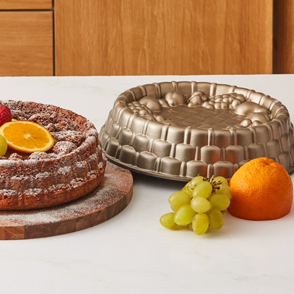 Karaca Grape Döküm Kek Kalıbı