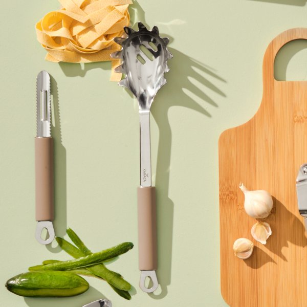 Karaca Lana Krem Makarna Kaşığı