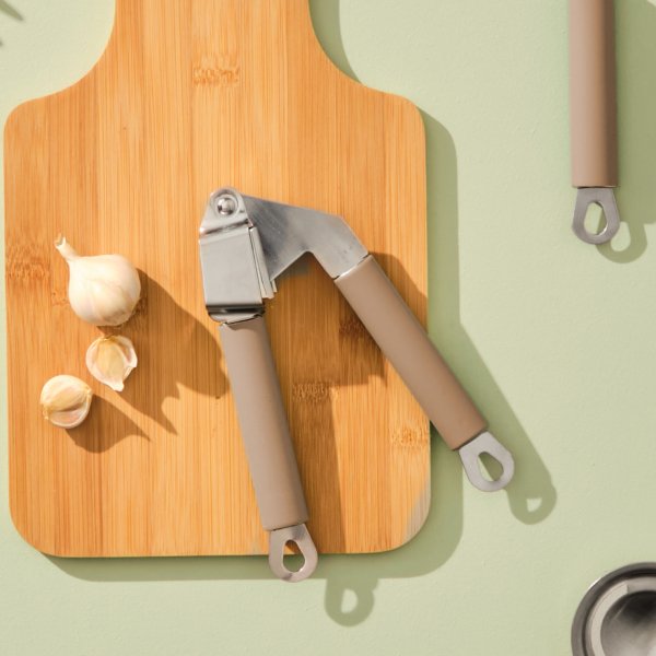 Karaca Lana Krem Sarımsak Ezici